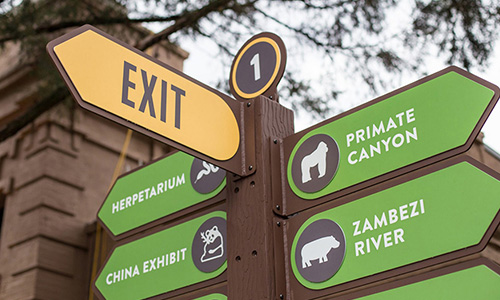 ساینیج و علائم راهنمایی