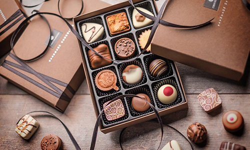 بسته بندی شرینی و شکلات